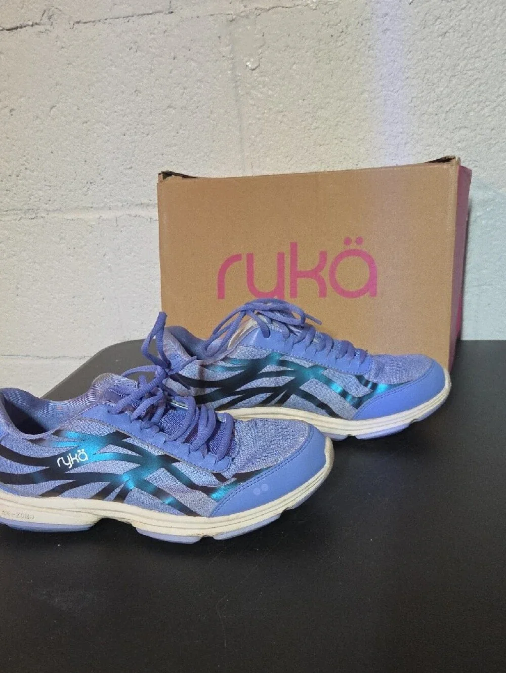 Ryka Women's Light Purple Athletic Walking Sneakers